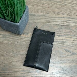 Tory Burch Block-T Leather Phone Case, Black